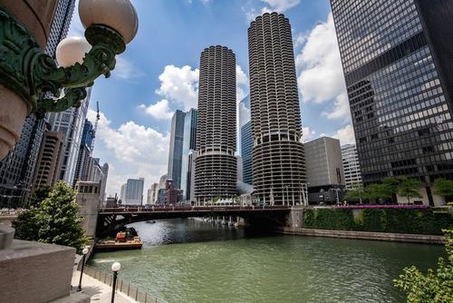 Tháp đôi Chicago’s Marina City Tháp đôi Chicago’s Marina City